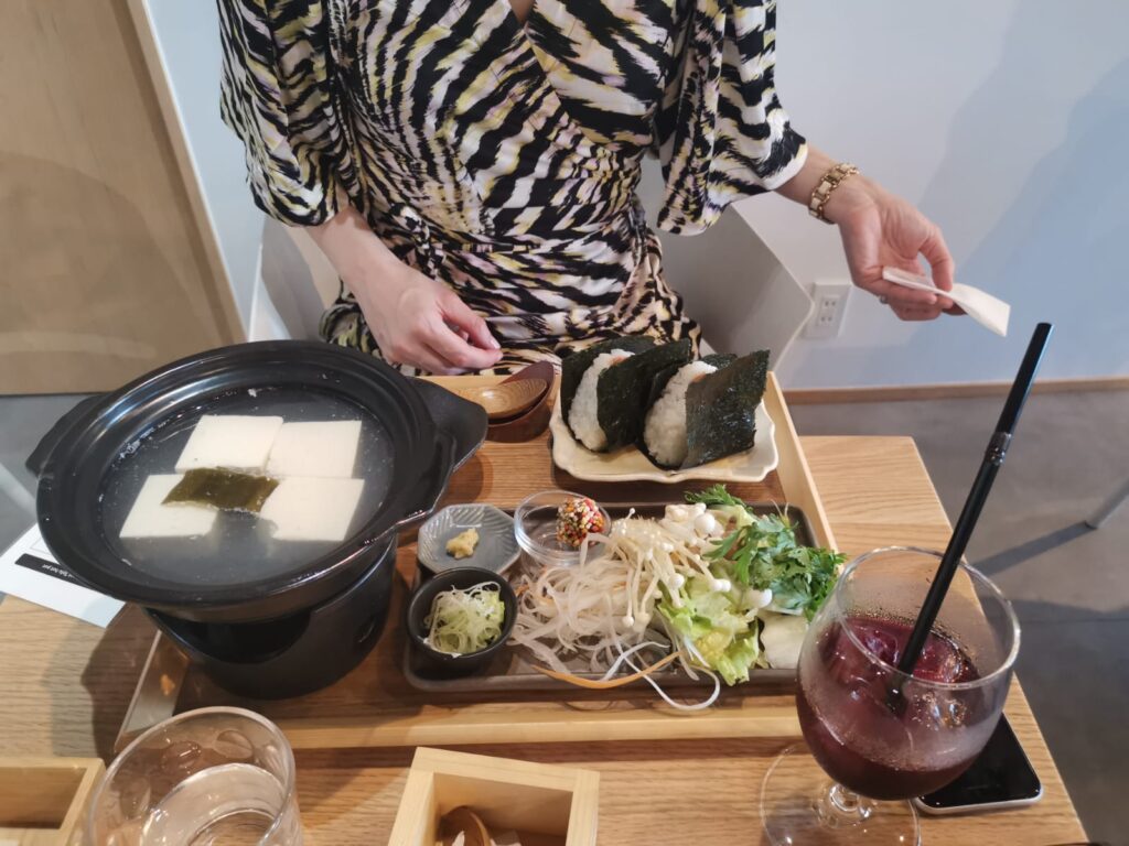 Probably vegan menu in Fujimusubi cafe